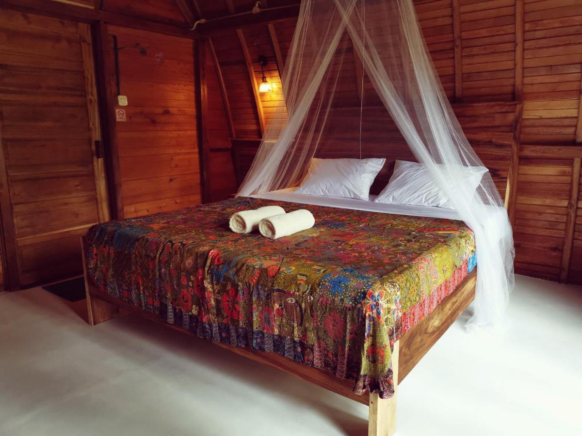 Coconut Tree Cottages Batukaras Luaran gambar