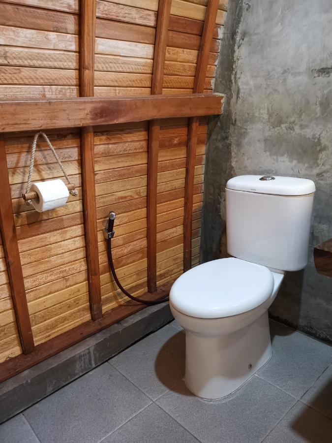 Coconut Tree Cottages Batukaras Luaran gambar