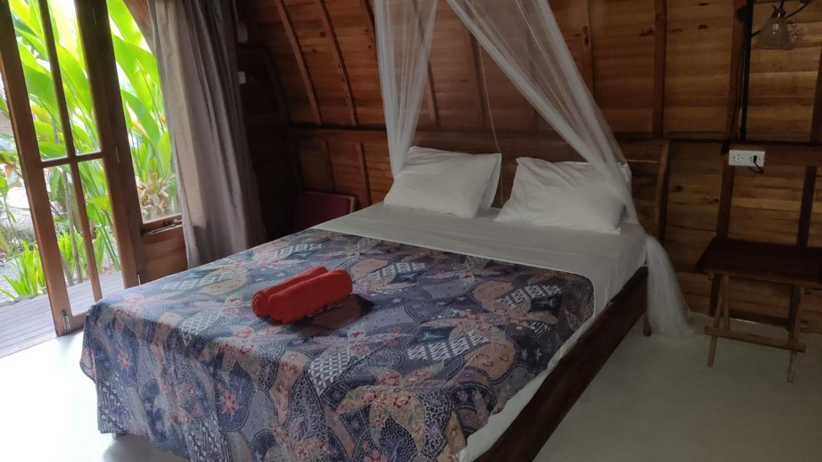 Coconut Tree Cottages Batukaras Luaran gambar