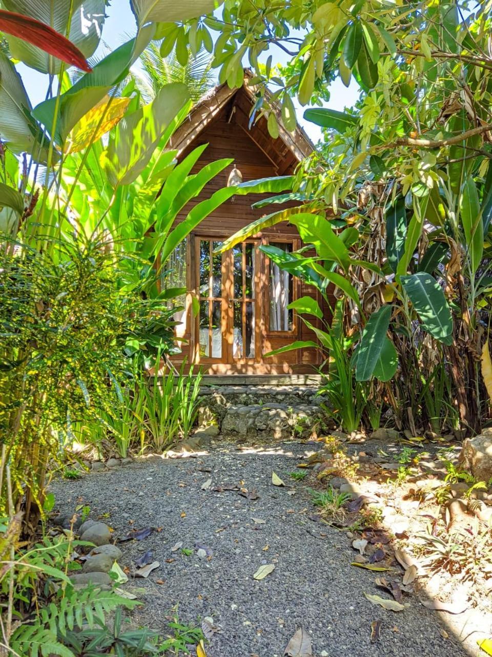 Coconut Tree Cottages Batukaras Luaran gambar