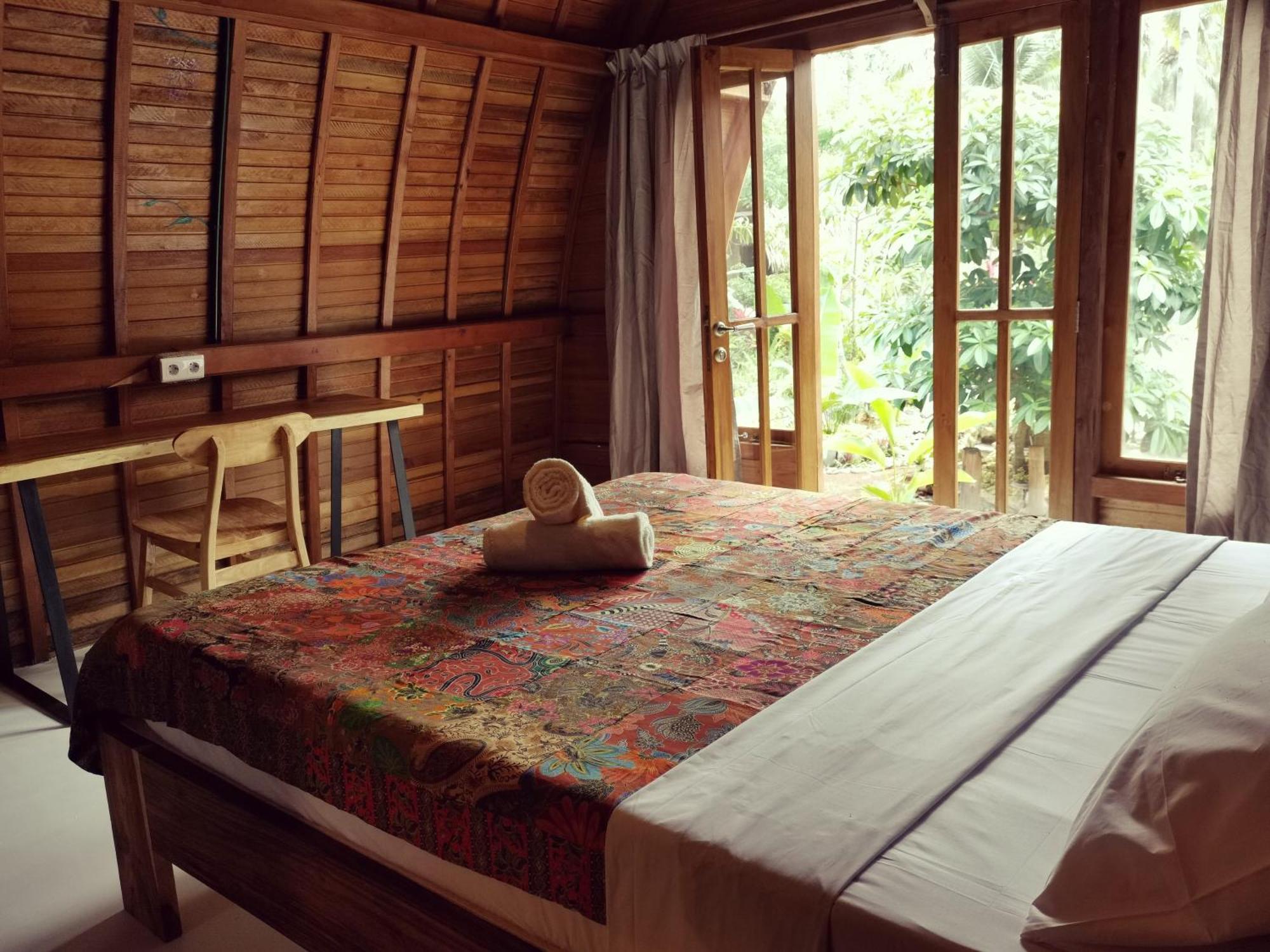 Coconut Tree Cottages Batukaras Bilik gambar